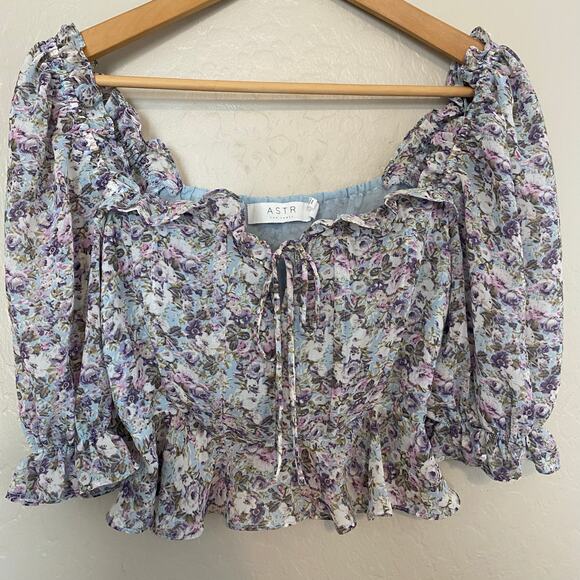 ASTR The Label Tops - ASTR The Label Floral Milkmaid Top Blouse Womens Size Small Cottagecore Cropped
